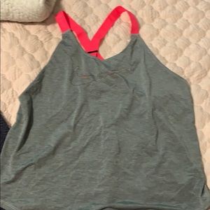 Nike tank